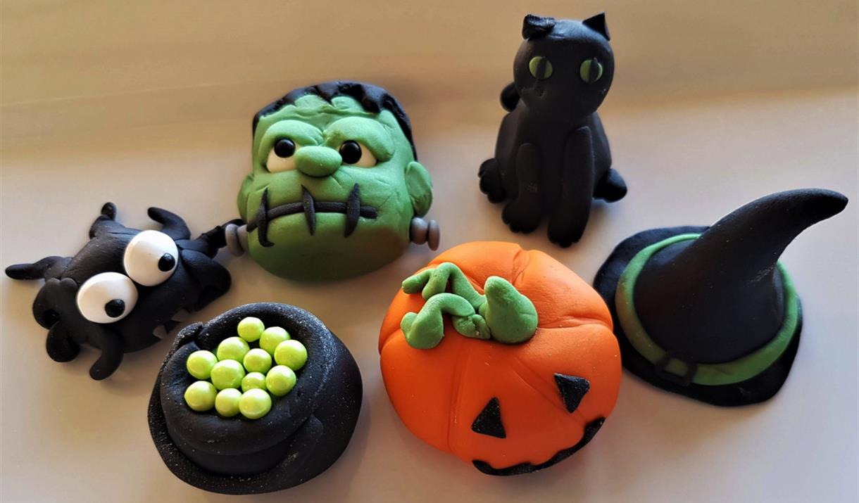 Halloween Cakes